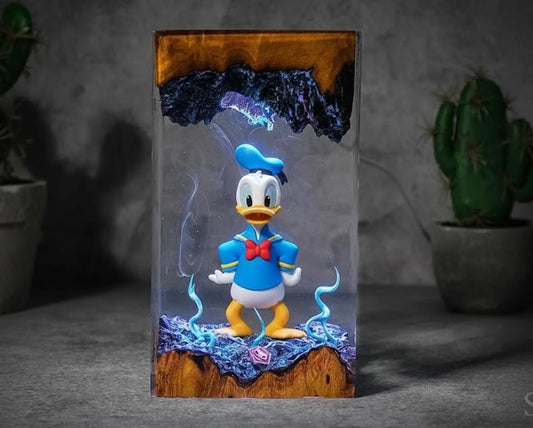Donald Duck Lamp